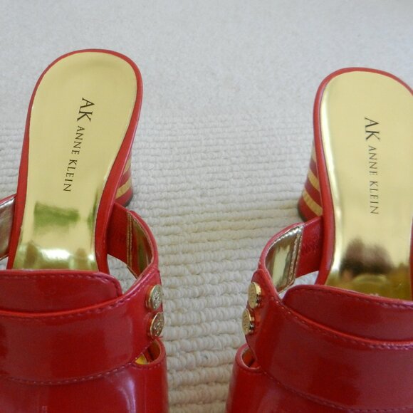TWO PAIRS AK Anne Klein Red & BLACK PATENT Open Toe Slide Sandals Size 10M - Picture 5 of 14